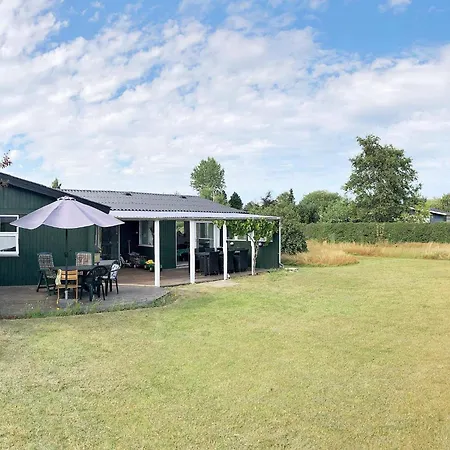 5 Person In Middelfart-by Traum *