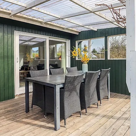 5 Person In Middelfart-by Traum