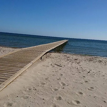 5 Person In Middelfart-by Traum ميدِلفارت